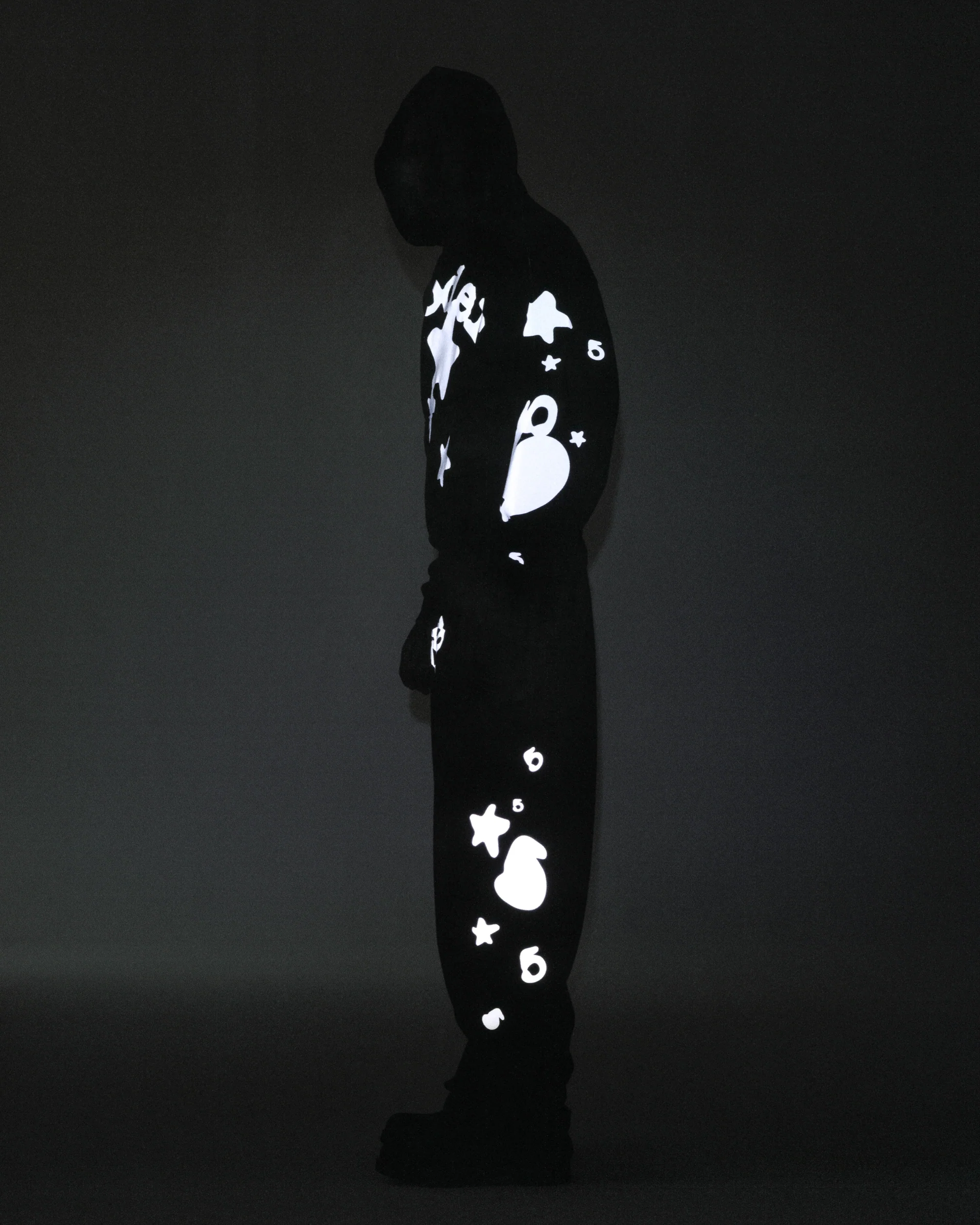REFLECTIVE BELUGA HOODIE - Image 11