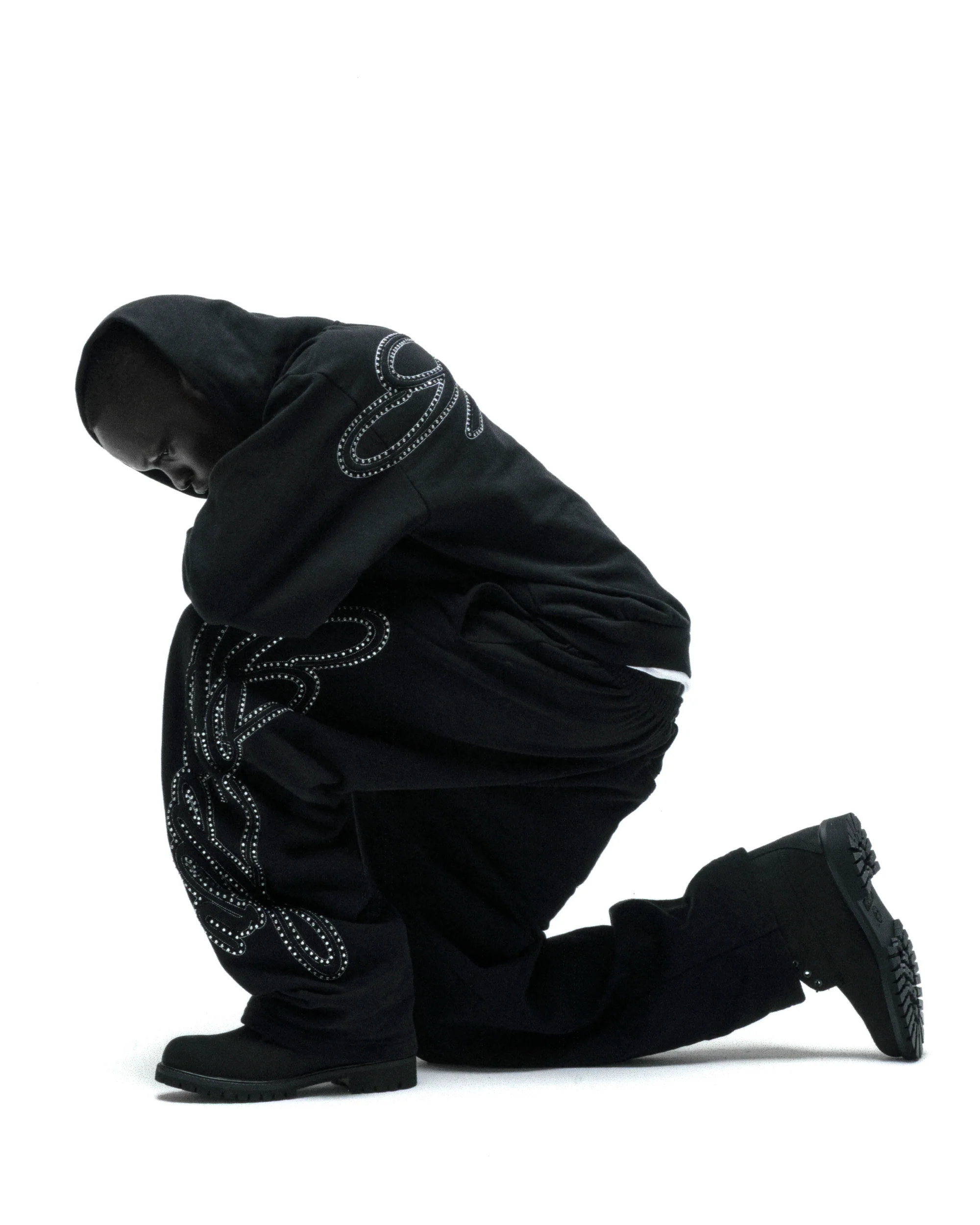 RHINESTONE SCRIPT ZIP HOODIE - Image 10