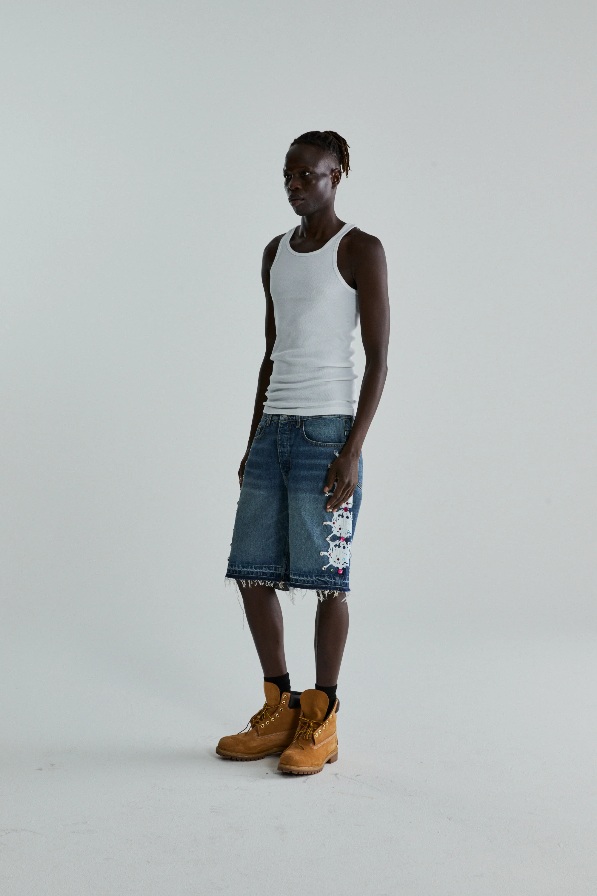 WEB STONE DENIM SHORT - Image 10