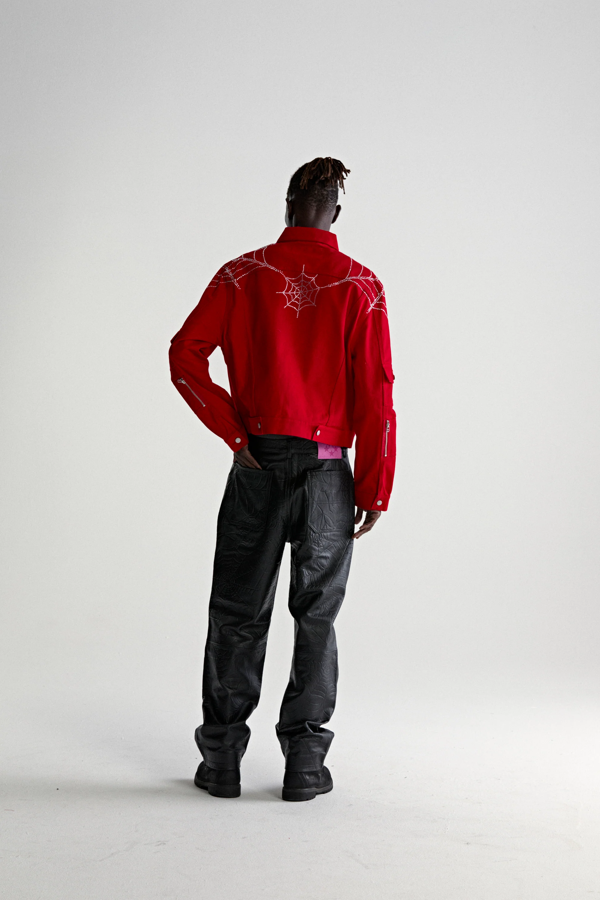 WEB DENIM CROPPED TRUCKER JACKET - Image 12