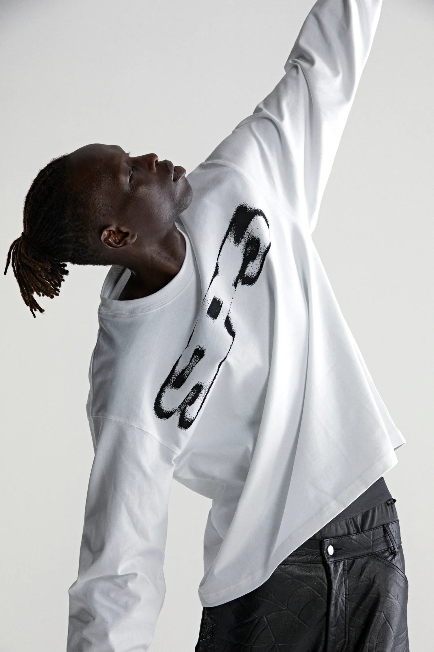 SP5 BLURRY LS TEE - Image 11